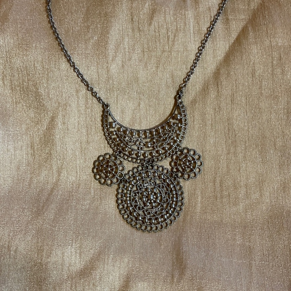 Long necklace